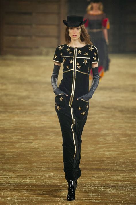paris dallas chanel